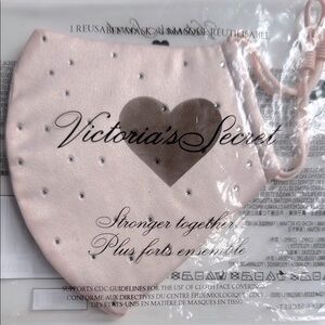 NWT Victoria's Secret Rhinestones w/Design Heart Face Mask